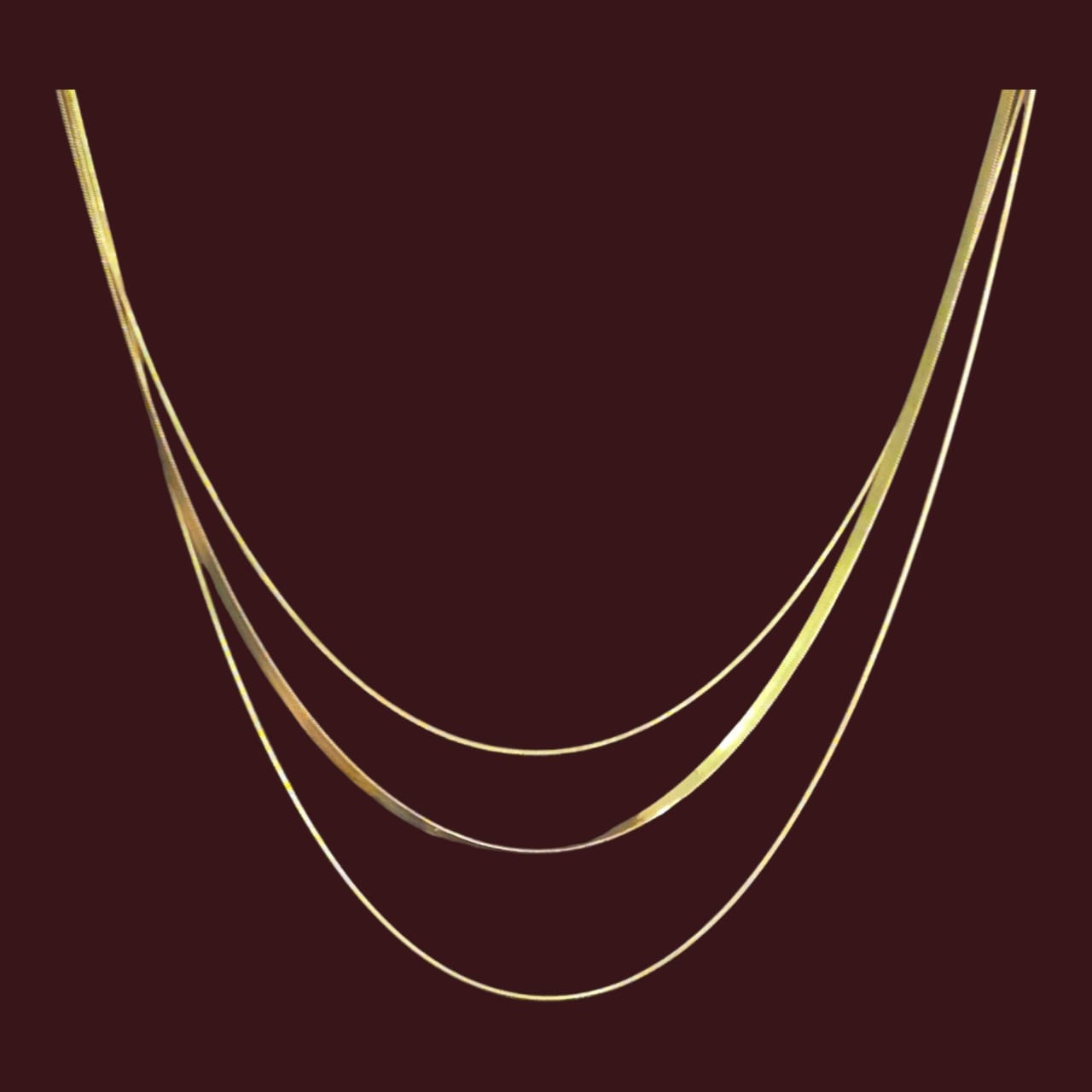 Triple layered gold-plated chain necklace for women – minimalist, tarnish-resistant jewellery perfect for workwear, casual, and evening styling.