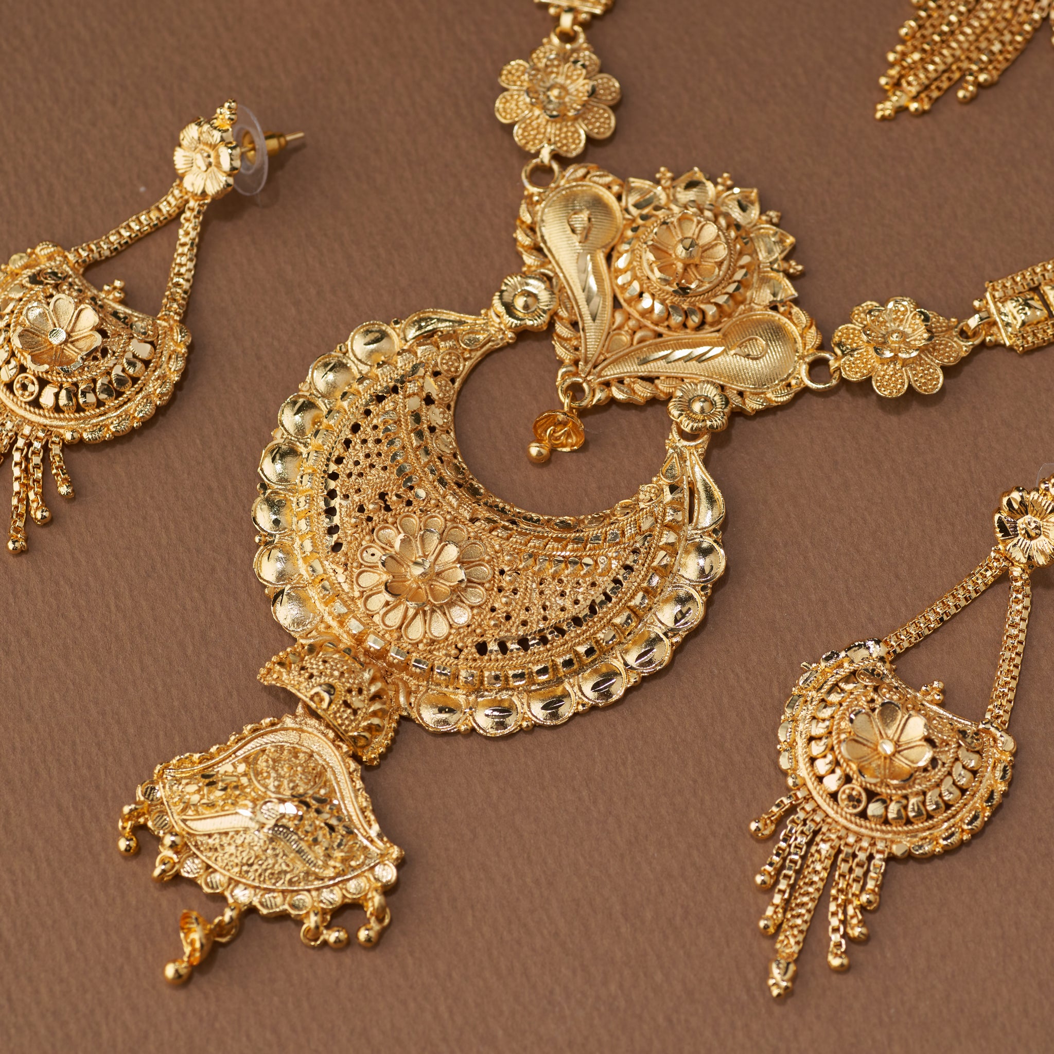 Bridal Jewellery Combo – Long & Short Necklace with Earrings, Maangtika & Finger Ring