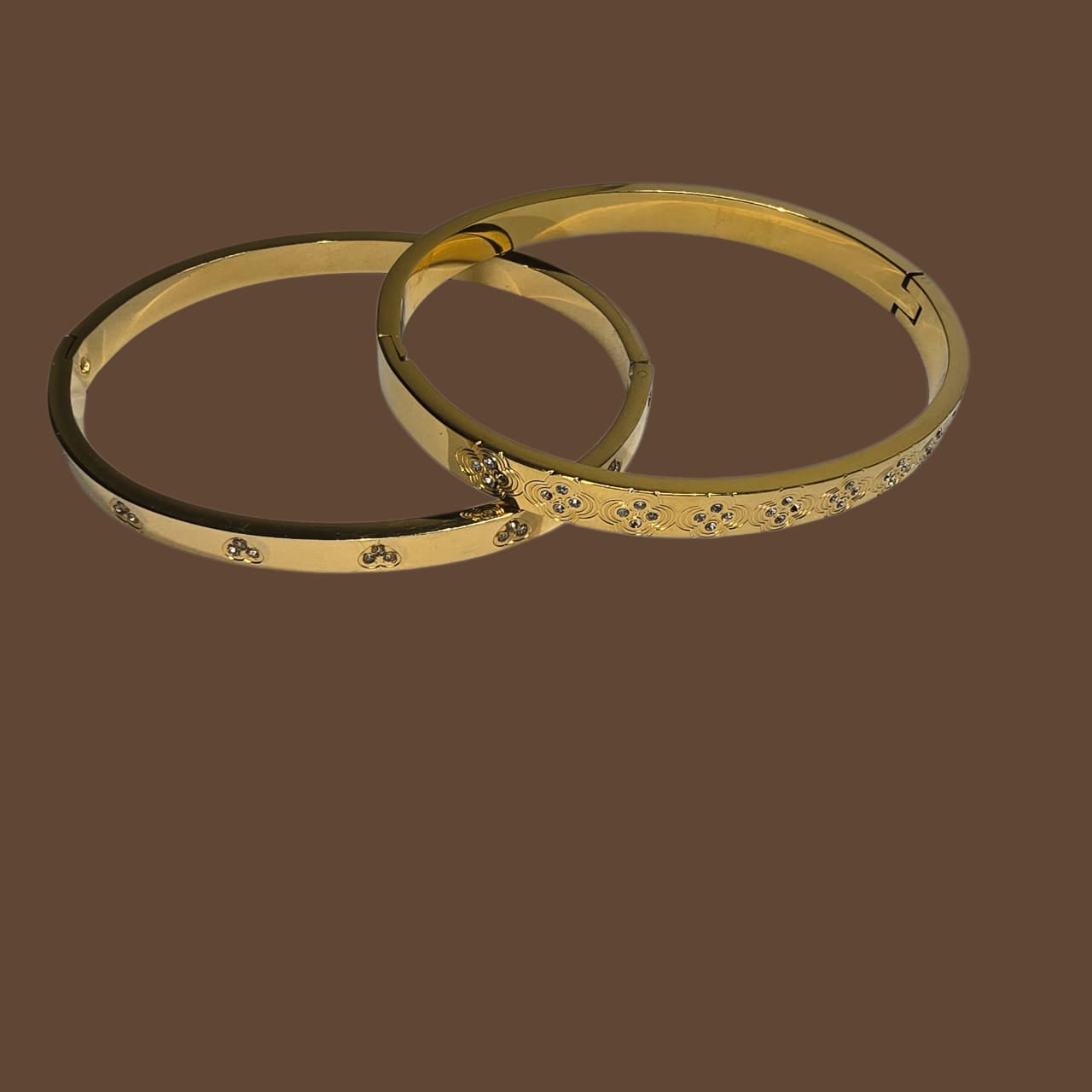 Tilloma Dual Glow Anti-Tarnish Bracelet Set (Pair) – Elegant Gold Finish