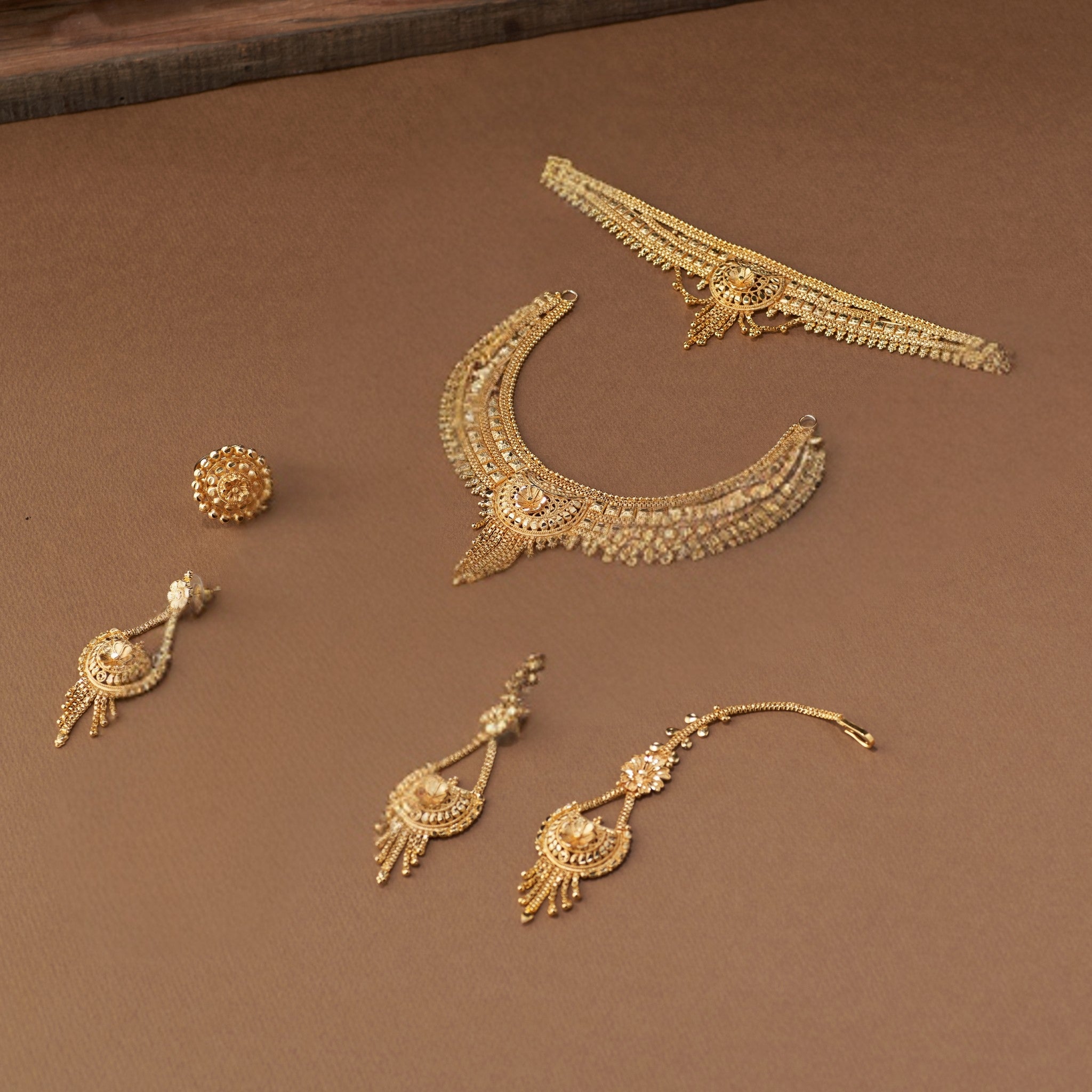 Bridal Jewellery Combo – Choker & Short Necklace with Earrings, Maangtika & Finger Ring