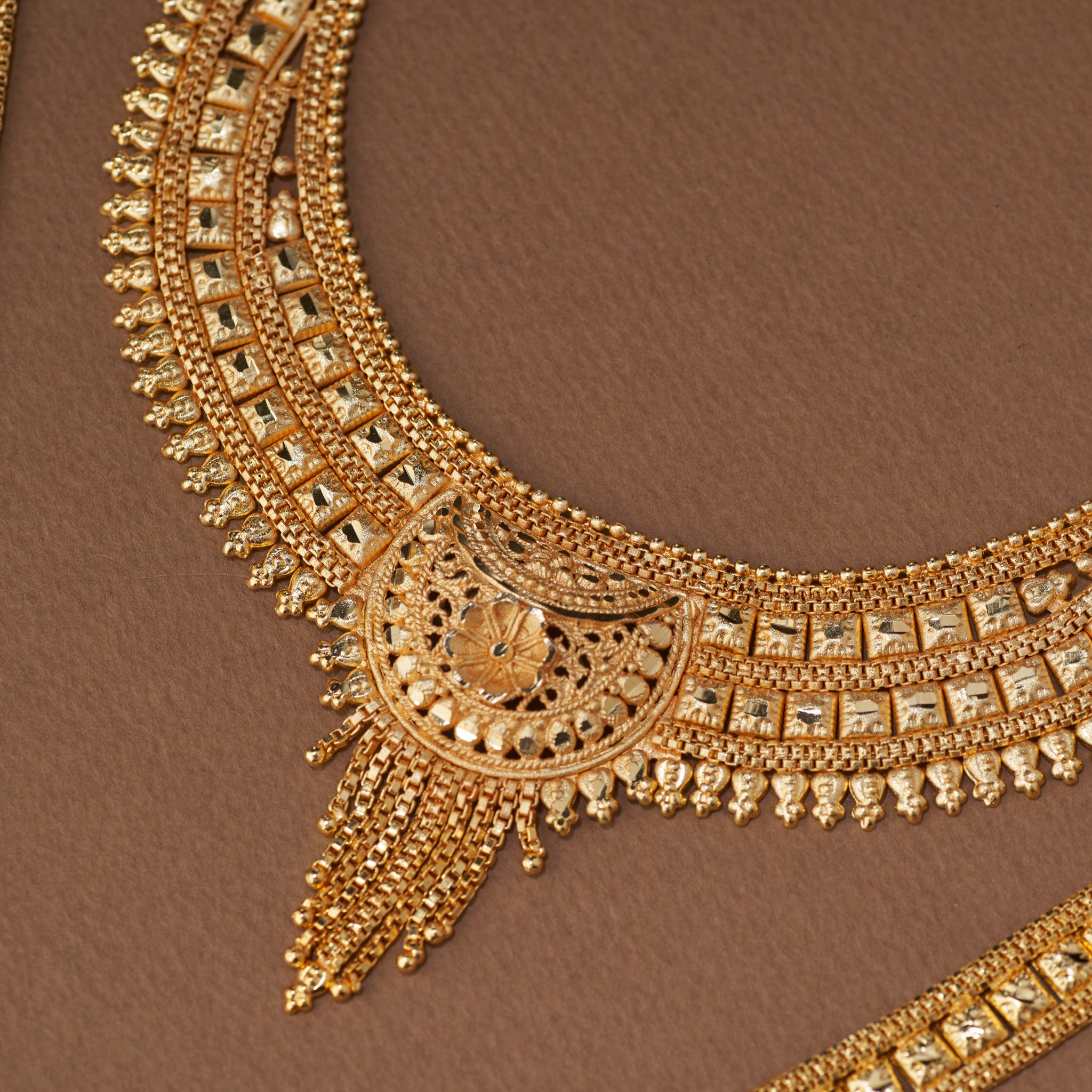 Traditional Gold Forming Bridal Jewellery Set with Necklace, Chand Bali Style Earrings & Maang Tikka