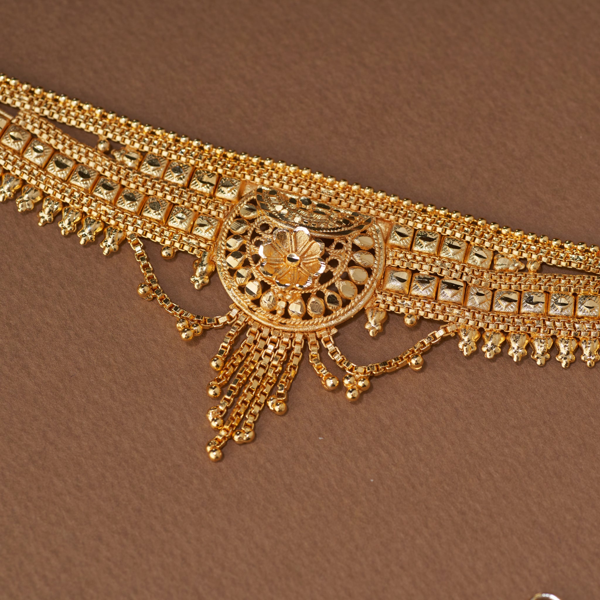 Traditional Gold Forming Bridal Jewellery Set with Necklace, Chand Bali Style Earrings & Maang Tikka