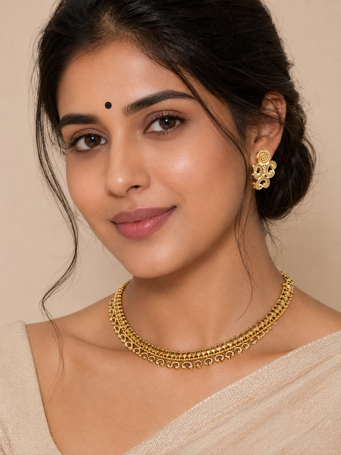 High Gold Forming Necklace Set with Designer Earrings – Modern Gold Replica Finish